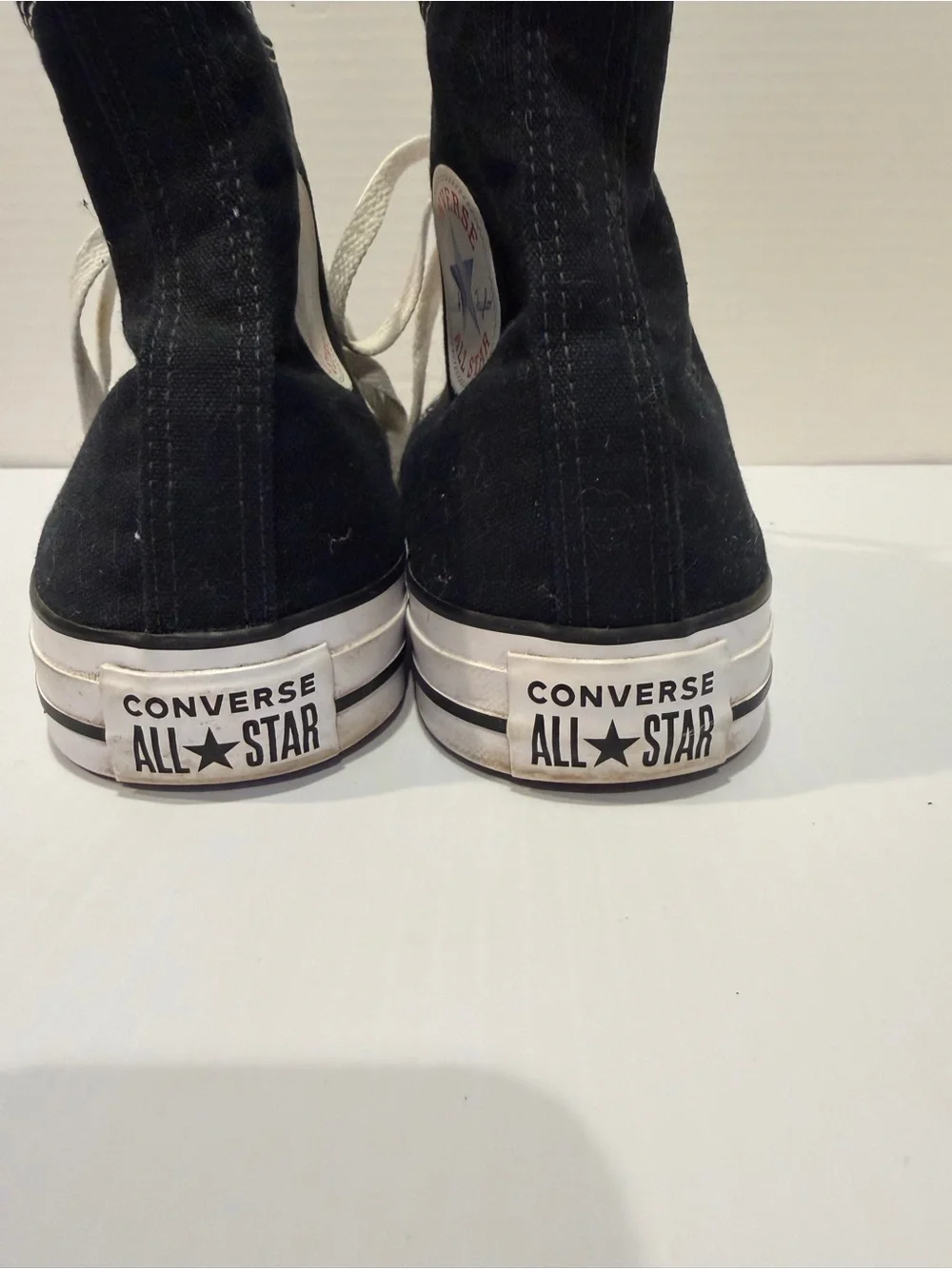 Size 9 - Converse Chuck Taylor All Star High Black men’s